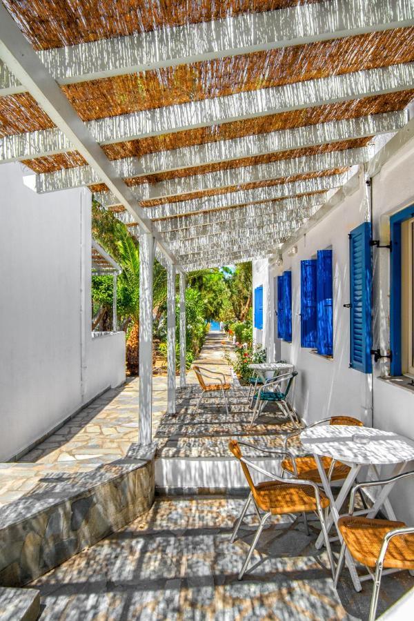 Coralli Seaside Resort Livadakia Exterior foto